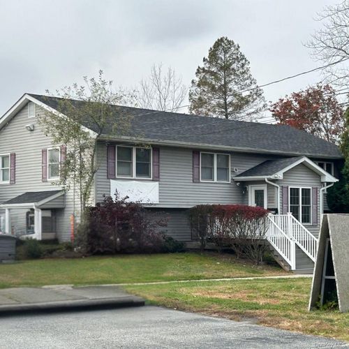 3-2713 Route 17m, New Hampton, NY, 10958-5021 | Card Image