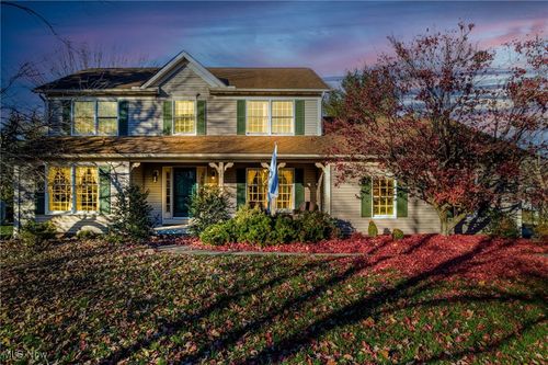 220 Countryside Dr, Medina, OH, 44256-3822 | Card Image