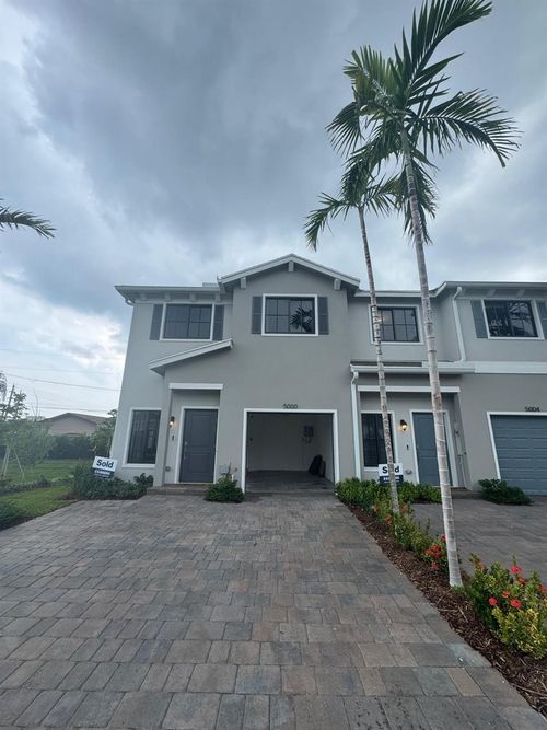 5000 Elderberry St, Haverhill, FL, 33415-1322 | Card Image