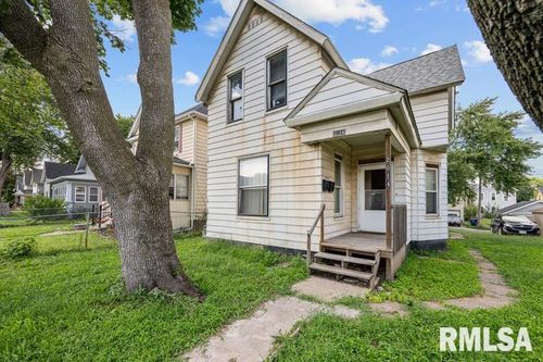 2014 Claussen Street, Davenport, IA, 52802 | Card Image