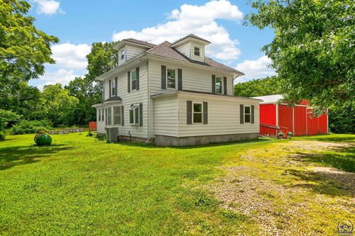 13151 62nd St, Oskaloosa, KS, 66066-5161 | Card Image