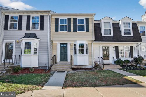 8357 Georgian Ct, MANASSAS, VA, 20110-4562 | Card Image