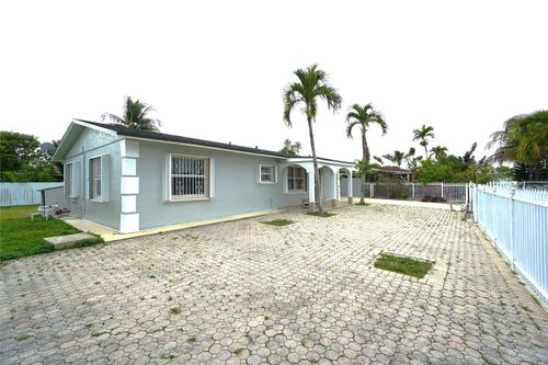 15520 Sw 302nd St, Homestead, FL, 33033-3526 | Card Image