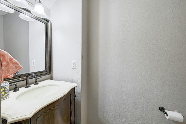 Bathroom with vanity | Image 14