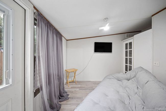 Unit B 2nd Bedroom | Image 33