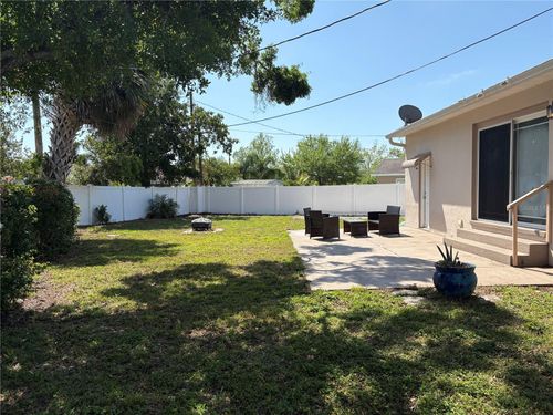 6221 13th Ave N, ST PETERSBURG, FL, 33710-4805 | Card Image