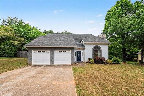 3149 Rose Gln Se, Conyers, GA, 30094-3871 | Card Image
