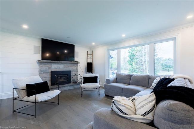 1506 6th Concession Rd W, House other with 4 bedrooms, 4 bathrooms and 20 parking in Flamborough ON | Image 5