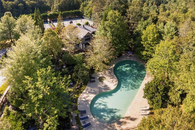 19 Indian Falls Way, House other with 3 bedrooms, 3 bathrooms and null parking in Lake Toxaway NC | Image 46