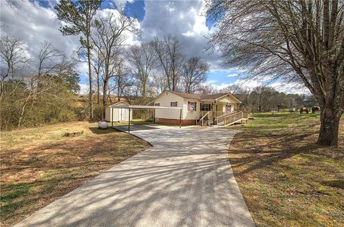 764 Snow Springs Rd Nw, Adairsville, GA, 30103-5161 | Card Image