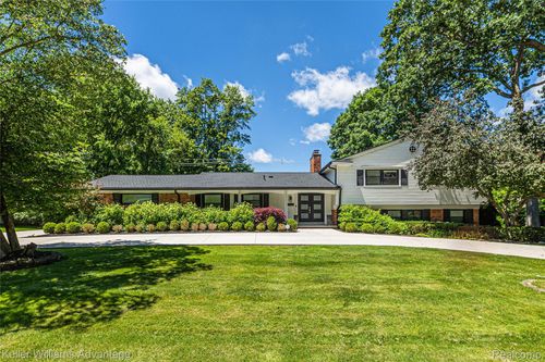 5722 Raven Rd, Bloomfield Hills, MI, 48301-1050 | Card Image
