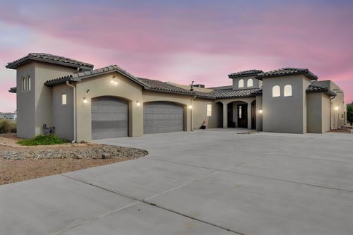 1704 20th Ave Se, Rio Rancho, NM, 87124-1882 | Card Image