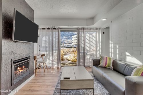 101-2000 Prospector Ave, Park City, UT, 84060-7321 | Card Image