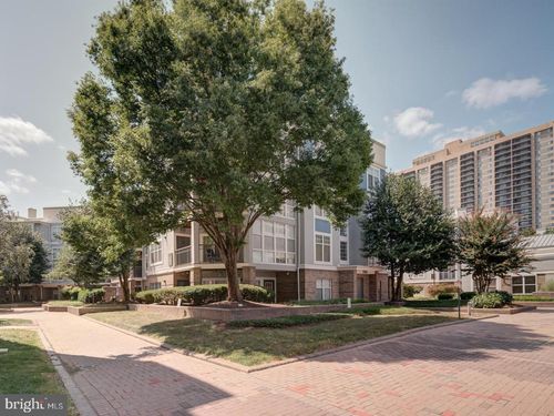 apt-214-5565 Seminary Rd, FALLS CHURCH, VA, 22041-3560 | Card Image