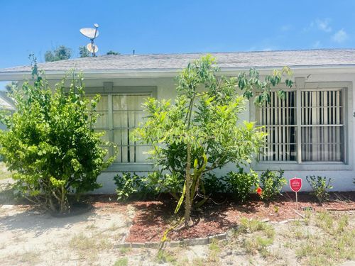8905 Se Sandy Ln, Hobe Sound, FL, 33455-4648 | Card Image