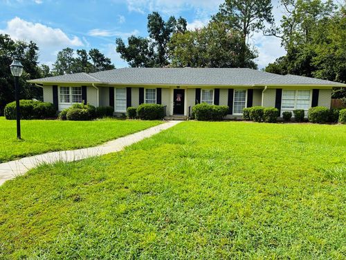 2415 Winding Way, Valdosta, GA, 31602-1240 | Card Image