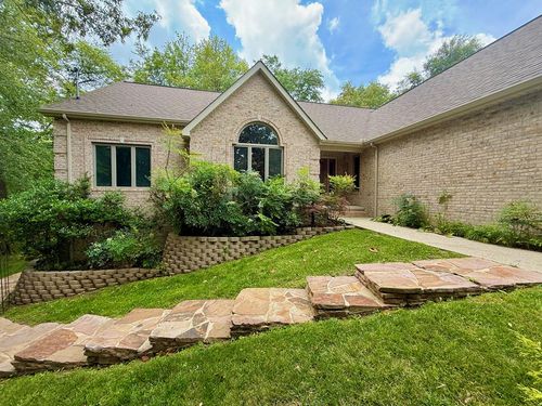 17 Kenwood Ct, Crossville, TN, 38558-2888 | Card Image