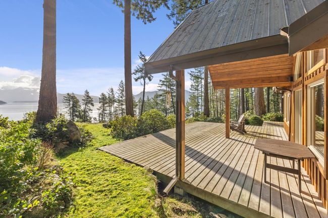 428 Bradbury Road, House other with 3 bedrooms, 1 bathrooms and 4 parking in Gambier Island BC | Image 5