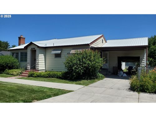 2290 Grove St, Baker City, OR, 97814-2754 | Card Image