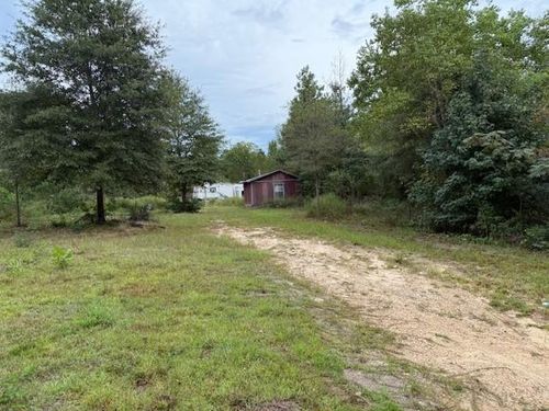 286 Stacy Wiggins Dr, Livingston, TX, 77351-6189 | Card Image