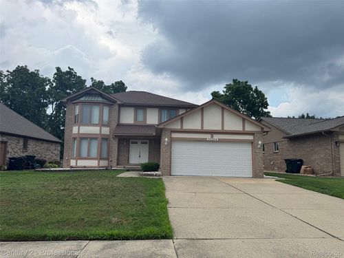 35224 Vito Dr, Sterling Heights, MI, 48310-5055 | Card Image