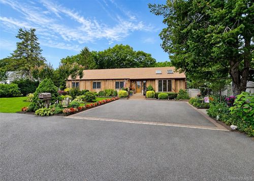370 Avenue A, Brookhaven, NY, 11779 | Card Image