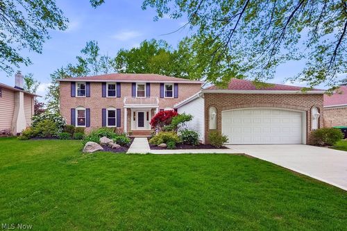 6982 Carol Dr, Independence, OH, 44131-5310 | Card Image