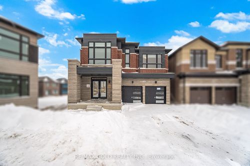 40 Aveena Rd, Brampton, ON, L6P4R8 | Card Image
