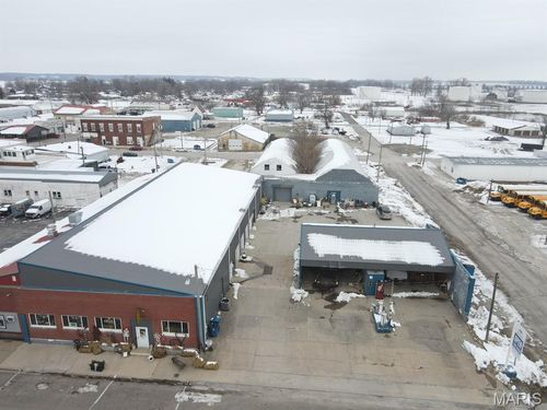 304 Lewis St, Canton, MO, 63435-1528 | Card Image