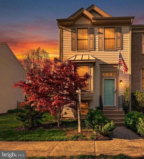 6579 Skylemar Trl, CENTREVILLE, VA, 20121-3845 | Card Image