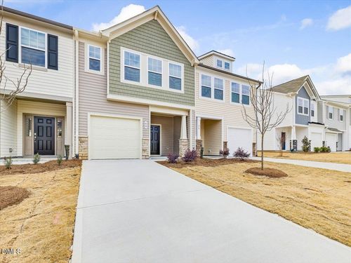 44 Honeydew Way, Clayton, NC, 27520-4518 | Card Image