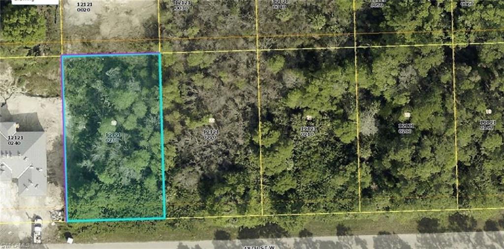 Land in LEHIGH ACRES