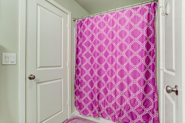 2109 Avenue J, Home with 6 bedrooms, 4 bathrooms and null parking in Lubbock TX | Image 16
