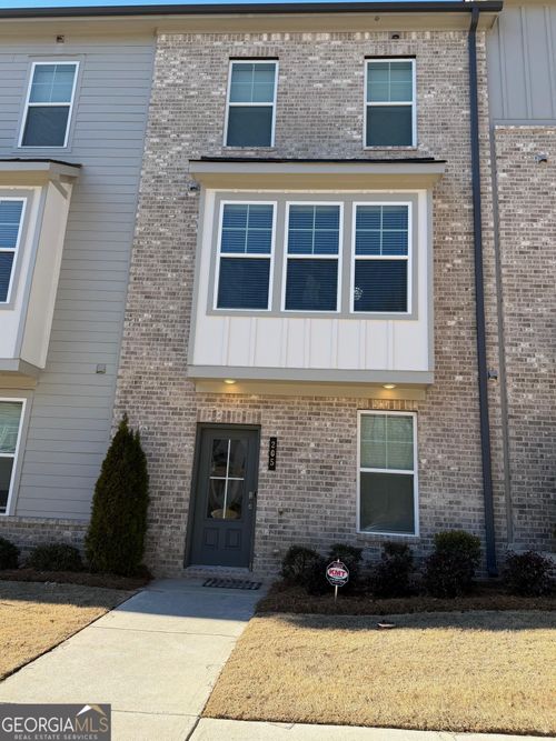 205 Wallace St, Fayetteville, GA, 30214-2118 | Card Image