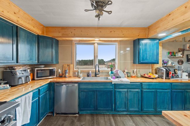7760 State Highway 186, House other with 7 bedrooms, 3 bathrooms and null parking in ARPIN WI | Image 7