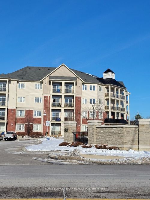 303-80 Aspen Springs Dr, Clarington, ON, L1C0V4 | Card Image
