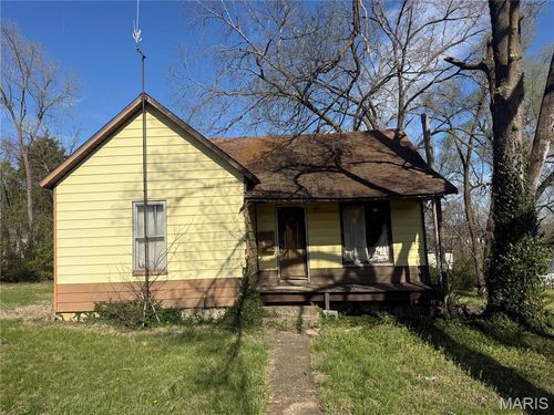 802 Tyler St, Park Hills, MO, 63601-1750 | Card Image