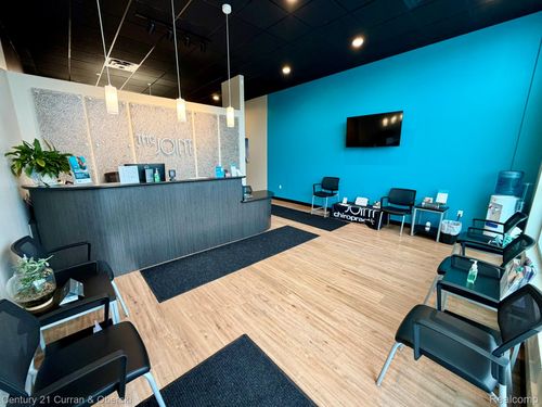 26743 Ford Rd, Dearborn Heights, MI, 48127-2840 | Card Image