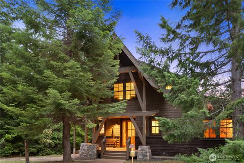 80 Queens Loop, Cle Elum, WA, 98922 | Card Image