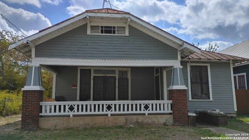 1122 Burnet St, San Antonio, TX, 78202-2337 | Card Image