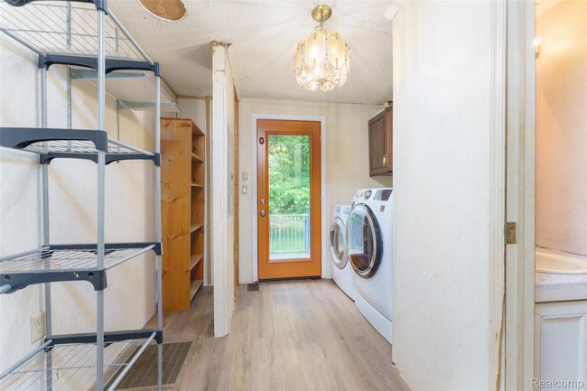 FIRST FLOOR LAUNDRY | Image 26