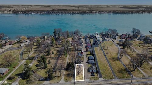 000 Martindale Ct, Marine City, MI, 48039 | Card Image