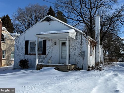 4511 Wards Chapel Rd, OWINGS MILLS, MD, 21117-4611 | Card Image