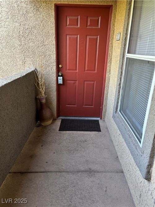 2033-2300 E Silverado Ranch Blvd, Las Vegas, NV, 89183-3966 | Card Image