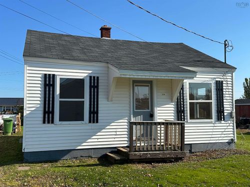 170 Union St, Pictou, NS, B0K1H0 | Card Image