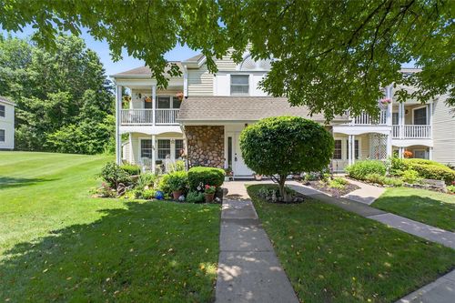 41 Millholland Dr, Fishkill, NY, 12524-1503 | Card Image