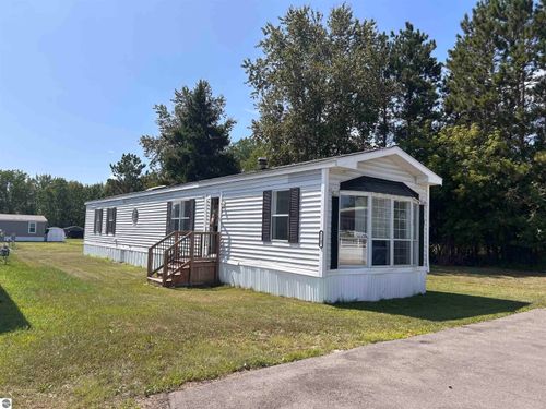 1147 Barnswood Ct, Mt Pleasant, MI, 48858-4557 | Card Image