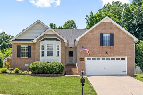 1542 Autumn Dr, Clarksville, TN, 37042-1700 | Card Image