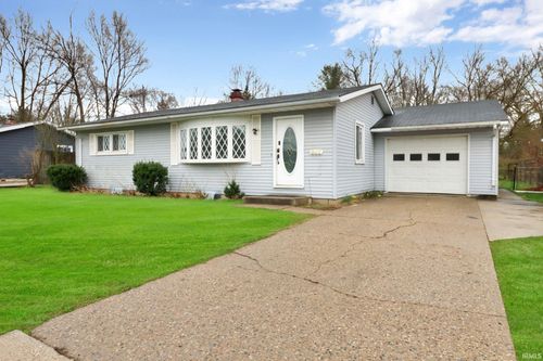 807 E Hively Avenue, Elkhart, IN, 46517 | Card Image