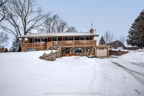 217 Wellington St, Bath, ON, K0H1G0 | Card Image